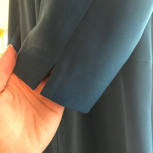 H&M form fitting blue dress - Picture 3 of 5